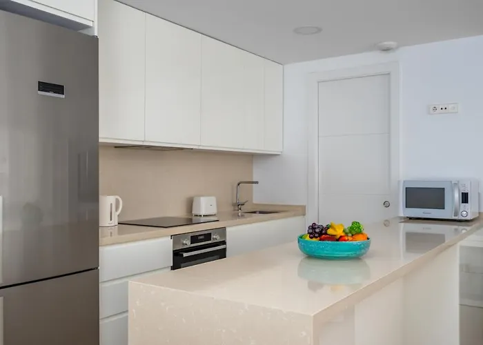 Apartment Middel Views By Costarentals - Ref 64 *