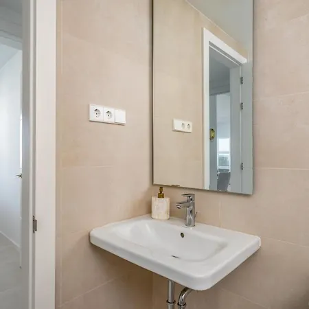 Apartment Middel Views By Costarentals - Ref 64 *